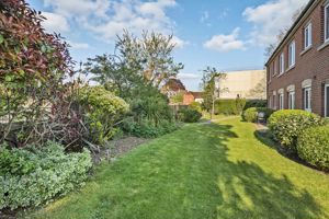 Photo 22- click for photo gallery